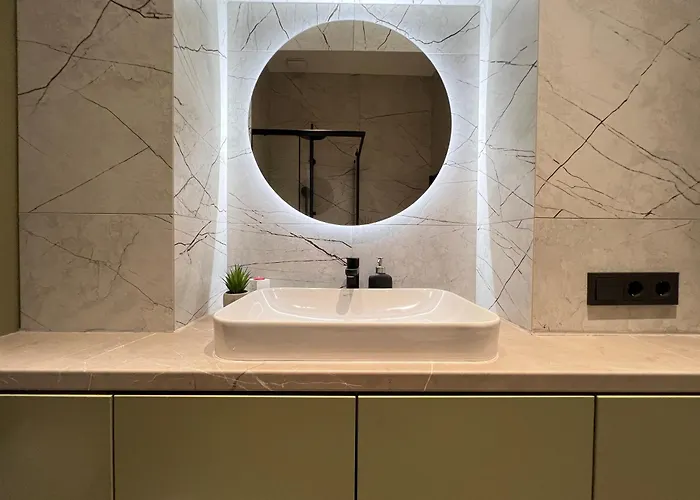 City Central Apartment Апартаменты