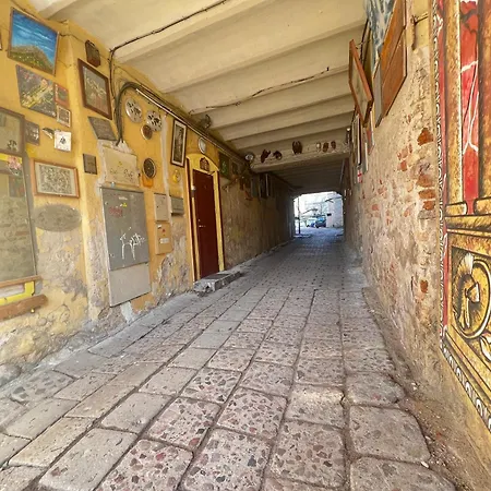 City Central Apartment *